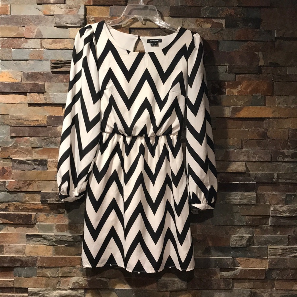 Long sleeve Chevron Pattern Dress